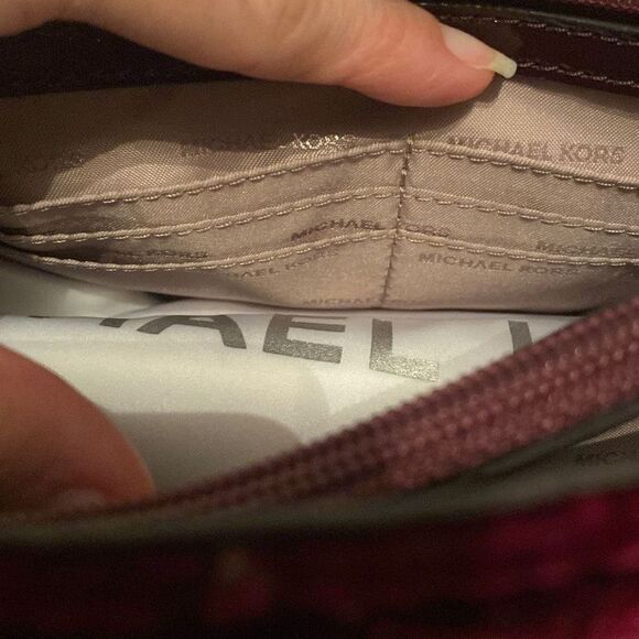 Michael Kors Sloan Shoulder Bag - Picture 13 of 14